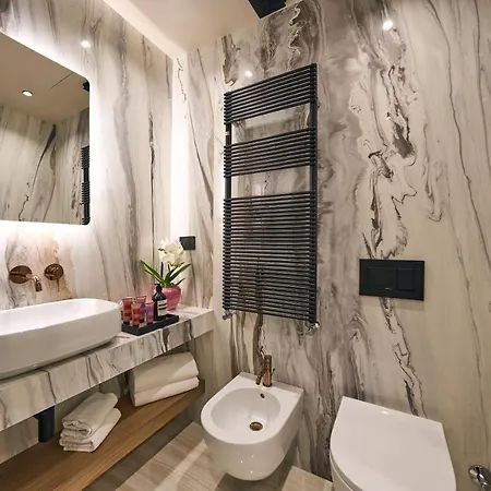 Luxury & Central